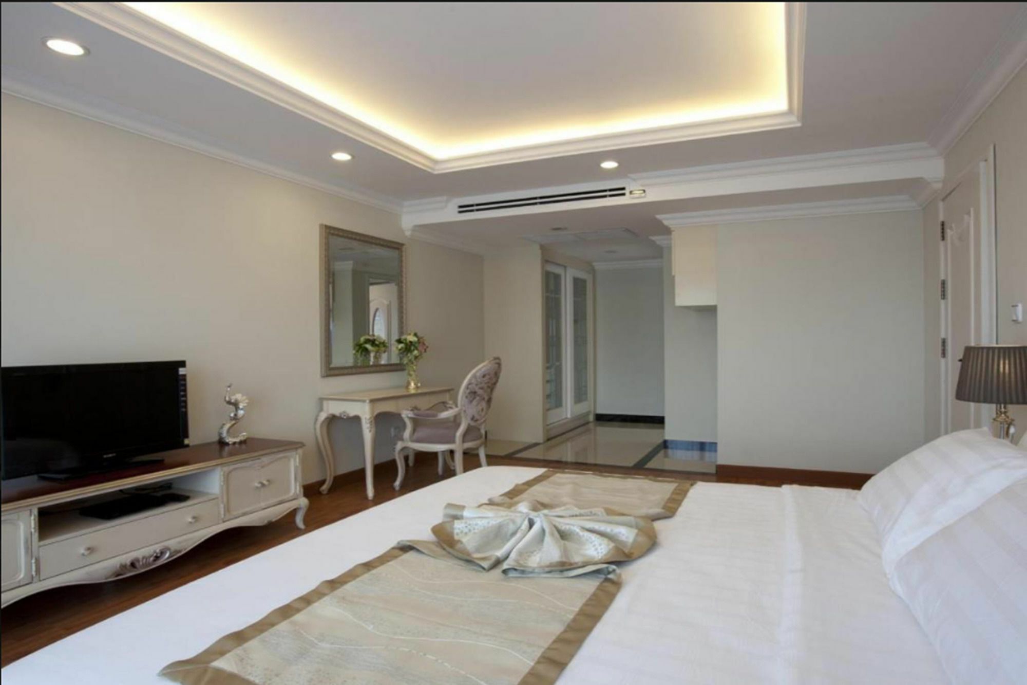 Lk Noble Suite Pattaya Luaran gambar