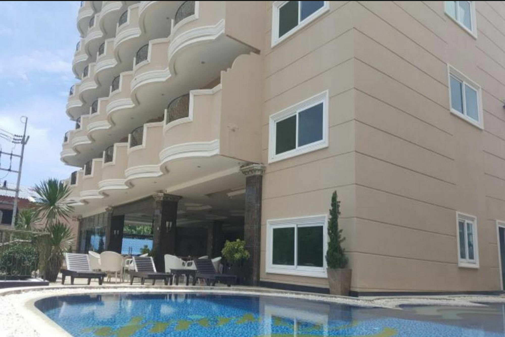 Lk Noble Suite Pattaya Luaran gambar