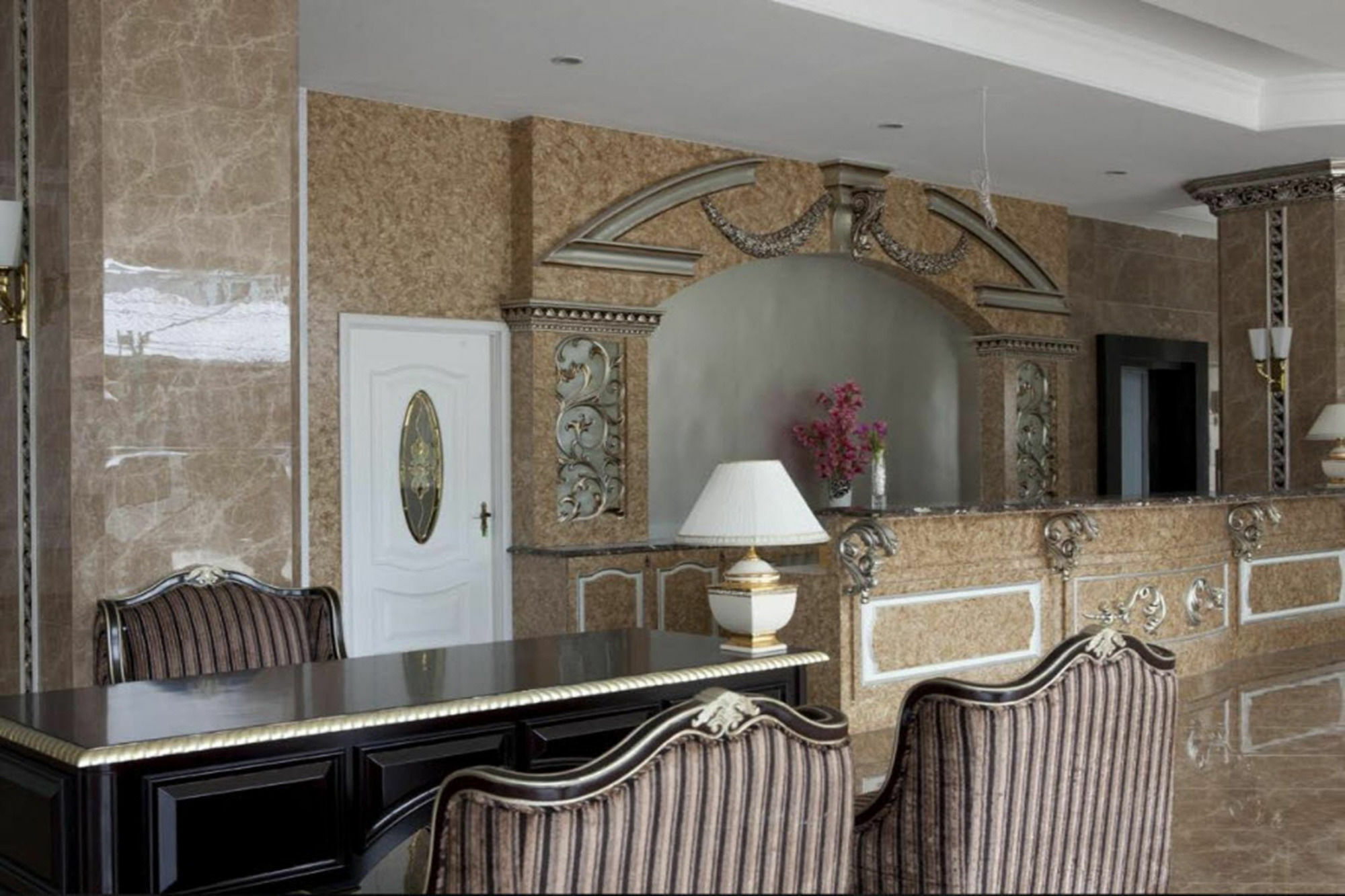 Lk Noble Suite Pattaya Luaran gambar